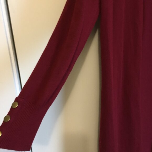 le chateau Long Burgundy Open Duster Cardigan - Picture 6 of 14